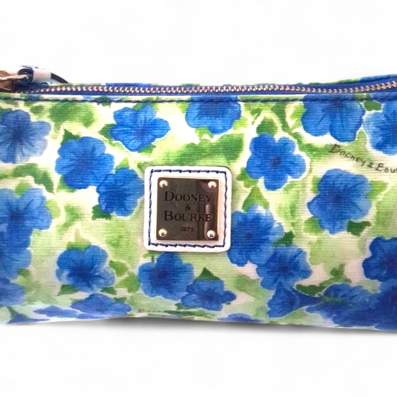 Dooney & Bourke Mini Barrel Bag Hydrangea Floral Coated Canvas Y2K Vintage - Picture 6 of 15